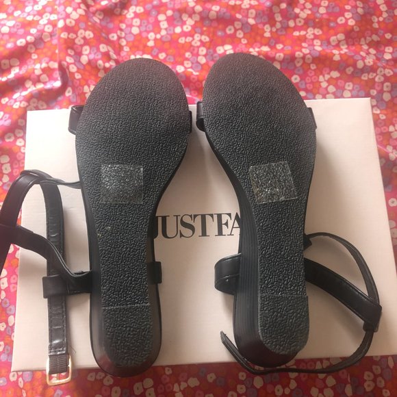 Iris T-Strap Wedge Sandals - Picture 8 of 8